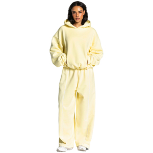 Conjunto Deportivo para Mujer, Sudadera con Capucha y Pantalones Oversize, Lavado Ácido Amarillo, Diseño Estampado Ecológico, Cintura Elástica, Transpirable - Product Image 1