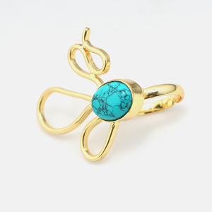 Bague ajustable en laiton plaqué or 18 carats avec turquoise sertie clos, motif floral bohème, pour femme, idéale pour les fêtes, avec coffret cadeau - Product Image 1