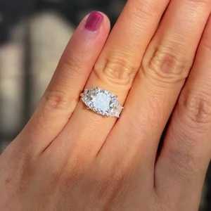 Bague de fiançailles en or massif 14K 18K avec diamant taille coussin IGI F VS cultivé en laboratoire, alliance de mariage, bijoux fins sur mesure, fournisseur en gros - Product Image 6