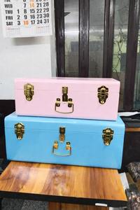 Baúl metálico de almacenamiento en azul claro y rosa bebé - Product Image 5