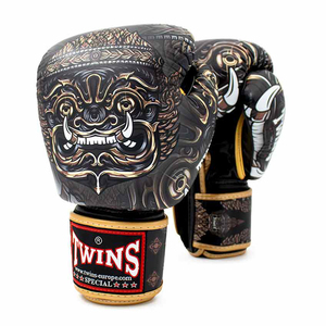 ถุงมือฝึกซ้อมมวย Vernexa Boxing Manufacturer Twins รุ่น Target พร้อมสายรัดข้อมือปรับได้ หนังแท้ สีดำทอง รับผลิตแบบ OEM - Product Image 6
