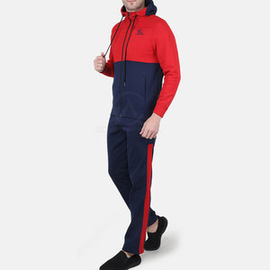 Ensemble de survêtement confortable pour homme avec un design tendance et une coupe extensible, parfait pour se détendre toute la journée - Product Image 3