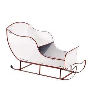 Traîneau de Noël rouge moderne pour décoration de table, porte-bonbons, traîneau de Noël en métal pour la table de Noël - Product Image 4