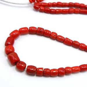 Perles tubulaires lisses en corail rouge italien naturel, pierres précieuses en vrac pour la fabrication de bijoux, vente en gros - Product Image 1