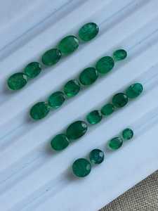 Super Solde : Lot Mixte d'Émeraudes Naturelles de Zambie, 12,50 carats, Vert Vif Non Traité, Pierres Précieuses Facettées en Vrac pour la Fabrication de Bijoux (Vente en Gros) - Product Image 4