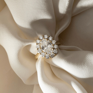 Anillo de Diamante Cultivado en Laboratorio con Certificado IGI, Corte Ovalado de 1-5 Quilates, Halo de Girasol, Estilo Vintage, Oro Sólido de 18K, 14K, 10K, Plata 925, Anillo de Boda - Product Image 6