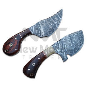Couteau de chasse en acier Damas, lame pointue, manche en bois, fait main, bord dentelé, prix abordable - Product Image 1