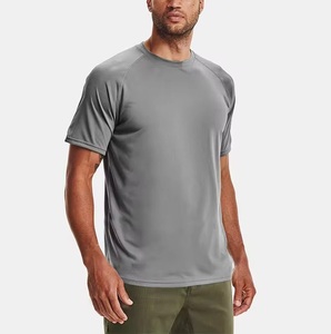 T-shirt de sport en polyester personnalisé avec logo pour homme, séchage rapide, respirant, anti-humidité, pour entraînement et gym - Product Image 4