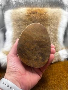 Mug à boire en corne de viking artisanal, technique de sculpture, motifs variés à prix économique - Product Image 2