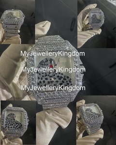 Montre de haute qualité avec cadran carré en verre, mouvement à quartz, bracelet en acier inoxydable, résistance à l'eau 10 bars, style hip-hop glacé pour hommes - Product Image 3