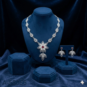 MOLL JEWELLERS ชุดเครื่องประดับผู้หญิงสไตล์วินเทจ ชุบทอง 24K แท้ 0.3 ม. ทำจากโลหะผสมสังกะสี ประกอบด้วยสร้อยคอ ต่างหู ประดับคริสตัลและเพชรเทียม - Product Image 3