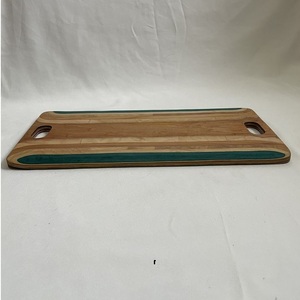 Planche à découper moderne en bois et résine époxy pour servir le fromage, planche de cuisine artisanale en bois et résine époxy, planche en bois et résine époxy faite à la main - Product Image 1