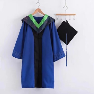 Ensemble de tenue de remise de diplôme classique en polyester avec toque et pompon pour garçons et filles – Qualité personnalisable pour université et maternelle - Product Image 2
