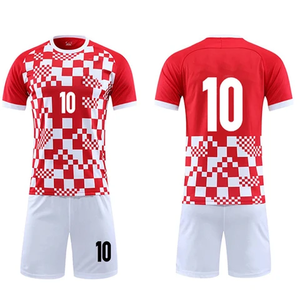 เสื้อฟุตบอลชายคุณภาพพรีเมียมพร้อมลายกราฟิกแบบซับลิเมชั่น ทรงไหล่ตก ผลิตจากโพลีเอสเตอร์อินเตอร์ล็อคที่สวมใส่สบาย ขั้นต่ำในการสั่งซื้อ - Product Image 6