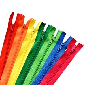 Factory Wholesale Custom Colour 3#5#8# Nylon <b>Zipper</b> Open-end <b>Zipper</b> for Garment Production - Product Image 1