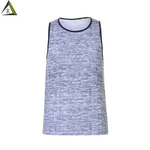 Camiseta sin mangas transpirable, holgada, de talla grande, para gimnasio, en material elástico, tipo tank top de spandex. - Product Image 2