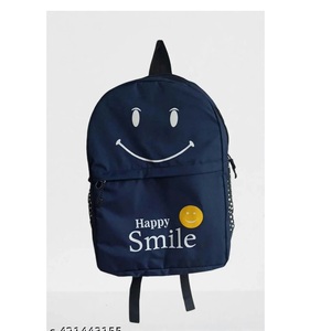 Sac Pithoo Happy Smile de qualité supérieure en toile, avec tissu durable et un grand espace de rangement pour un usage quotidien, disponible à la vente - Product Image 5