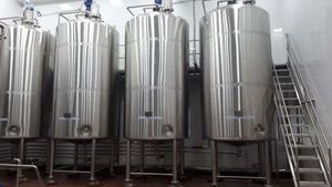 Advanced Beverage Processing Equipment Stainless Steel Mixing Tanks Food Grade Liquid Processing Plant Manufacturing System - Product Image 3