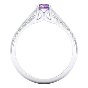 Anillos Solitarios REYES de Diseño Elegante en Oro Sólido de 14K con Corte Brillante Redondo, Gema de Amatista de 0.5 Quilates y Moissanitas para Mujer - Product Image 4