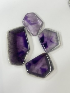 Lote de 10 Piezas de Amatista Natural Trapiche Star en Forma de Cabujón, 109g, Proveedor Mayorista de Gemas Sueltas para Compradores de China - Product Image 3