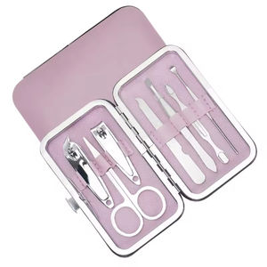 Kit d'outils de manucure et pédicure professionnels de luxe en acier inoxydable 8 en 1 avec poignées confortables antidérapantes, durables et portables - Product Image 4