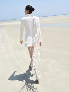 เสื้อสูทผู้หญิงขายส่งแบบเป็นมิตรต่อสิ่งแวดล้อม DEBS FRINGED BLAZER ดีไซน์หรูหรา รับผลิตแบบ ODM เสื้อผ้าสตรีจากเวียดนาม - Product Image 3