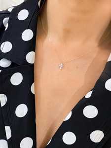Delicados Collares de Cruz con Diamantes de Oro Sólido 14K 18K, Engaste Pavé, Diamantes Cultivados en Laboratorio, Cierre de Resorte, 18 Pulgadas, Para Usar en Capas, Pequeños, Religiosos, Uso Diario - Product Image 6