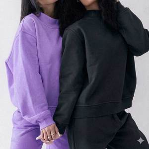 เสื้อสเวตเชิ้ตคอเต่าโอเวอร์ไซส์ผ้าฝ้ายเนื้อหนานุ่มพิมพ์ลายปักลายสำหรับฤดูหนาวแบบคอเต่าสูงสำหรับผู้หญิง - Product Image 1