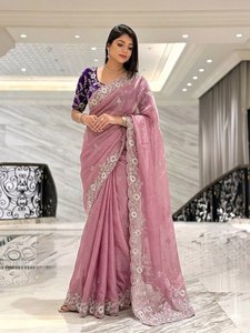 Sari ethnique indien/pakistanaise rose en soie brodée de sequins pour mariage/fête, avec chemisier non cousu, longueur ras du sol, coupe classique, couleur soleil - Product Image 1