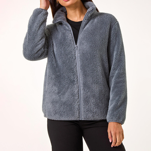 Chaqueta de Mujer con Forro de Sherpa Suave, Logotipo Personalizado, Transpirable, Ecológica, de Secado Rápido, Corte Regular, con Cierre, para Invierno, Estilo Casual Urbano, OEM - Product Image 4