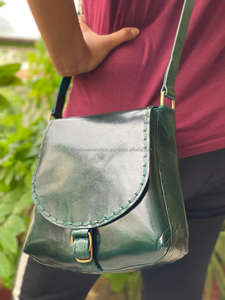 Nuevos bolsos cruzados de cuero genuino hechos a mano con estilo, superventas, Monederos, bolsos cruzados de cuero genuino de diseñador único para mujer - Product Image 2