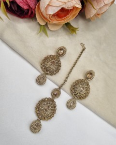 Ensemble de bijoux 3 pièces pour femmes, pierres précieuses ovales et en forme de poire, collection de bijoux de créateur, style ethnique, pour occasions spéciales. - Product Image 6