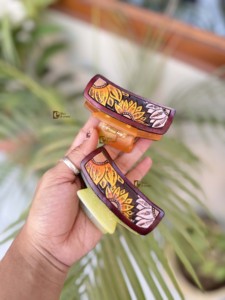 Nuevas Pinzas para el Cabello de Cuero Hechas a Mano 2026, Pinzas Elegantes de Cuero Genuino con Diseño Floral, Pinzas Vintage para Mujer, Accesorios para el Cabello - Product Image 4