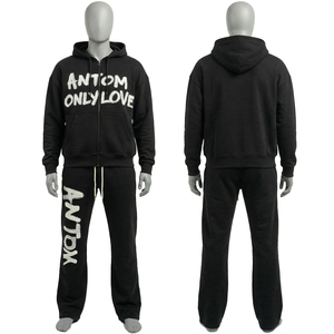 Conjunto Deportivo Unisex de Talla Grande para Invierno, Sudadera con Capucha y Pantalones Jogger con Estampado de Grafiti, 100% Algodón, Estilo Hip Hop Urbano Informal de Dos Piezas - Product Image 1