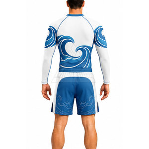 Conjunto Premium de Rashguard y Pantalones Cortos para MMA, Ropa Deportiva de Diseño Personalizado con Tela Flexible para Entrenamiento, Gimnasio y Actividades Físicas - Product Image 4