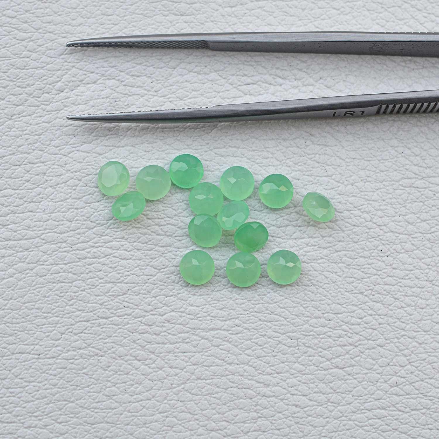 สีเขียว