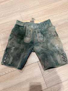 Shorts bavarois pour hommes, taille haute, motif floral brodé, fermeture boutonnée, style vintage, respirant, en cuir, longueur bermuda, style décontracté - Product Image 5