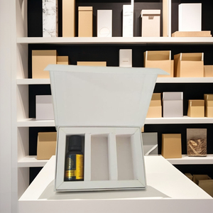 Kotak kosmetik kertas Kraft dapat dipakai ulang laminasi Matt timbul untuk krim Bibir Serum | Kemasan lapisan spons ramah lingkungan - Product Image 1