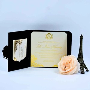 Invitation de mariage de luxe en velours noir à rabat, suite d'invitations personnalisées avec monogramme doré et pochette pour mariage, Quinceañera - Product Image 3
