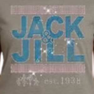 เสื้อยืดผู้หญิงสีเทา ดีไซน์ตัวอักษรแบบเรโทร แต่งประดับวิบวับ สไตล์ลำลอง ใส่ได้ทุกวัน แฟชั่นสตรีทแวร์ สวมใส่สบาย เสื้อผ้าแฟชั่นแนวไลฟ์สไตล์ - Product Image 3