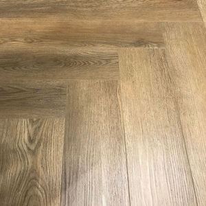 พื้นไม้ปาร์เก้พีวีซีกันน้ำกันลื่นสำหรับปูพื้นที่ทันสมัยปรับแต่งได้ - Product Image 4