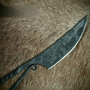 Couteau de cuisine Burraq artisanal en acier carbone forgé à la main, style médiéval antique - Options OEM et DIY, cadeau pour chef - Product Image 3