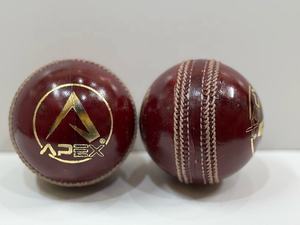 Pelota de Grillo Roja Cuero Totalmente Cosido a Mano 5,5 oz - Product Image 4