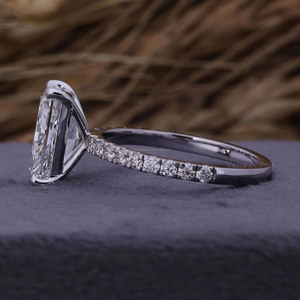 IGI Citified Radiant Cut Lab Grown Diamond Anillo de compromiso Pave Setting para regalo de fiesta de aniversario de boda para anillo de promesa - Product Image 3