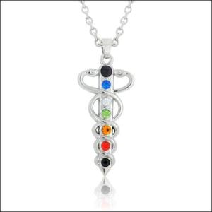 Superbe pendentif en argent 925 au motif de serpent avec plusieurs pierres précieuses Derniers chakras et pierres précieuses Pendentifs fins et breloques - Product Image 1