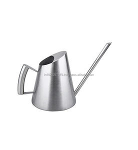 Bote de agua moderno de acero inoxidable para uso decorativo con mango de fácil sujeción y pico delgado para riego de precisión - Product Image 5