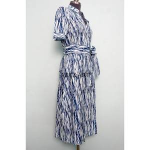 Robes pour femmes à imprimé floral midi tendance, mode estivale, nouvelle robe à col en V à manches courtes avec cordon de serrage, directement d'Inde - Product Image 5