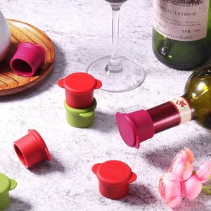Lot de 4 bouchons de bouteille de vin en silicone hermétiques sous vide, cadeaux pour femmes - Product Image 3