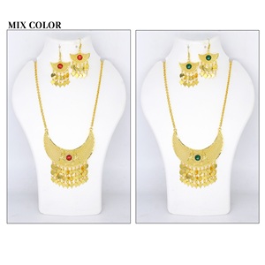 Alta calidad de lujo 24K 18K Color oro árabe Dubai chapado en oro conjuntos de joyas de lujo Dubai conjuntos de joyas de joyería para mujeres - Product Image 3