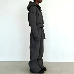 Ensemble de survêtement ample et oversize à fermeture éclair sur le devant, avec sweat à capuche à épaules tombantes et pantalon de jogging à jambes larges, taille élastique, style streetwear tendance - Product Image 3